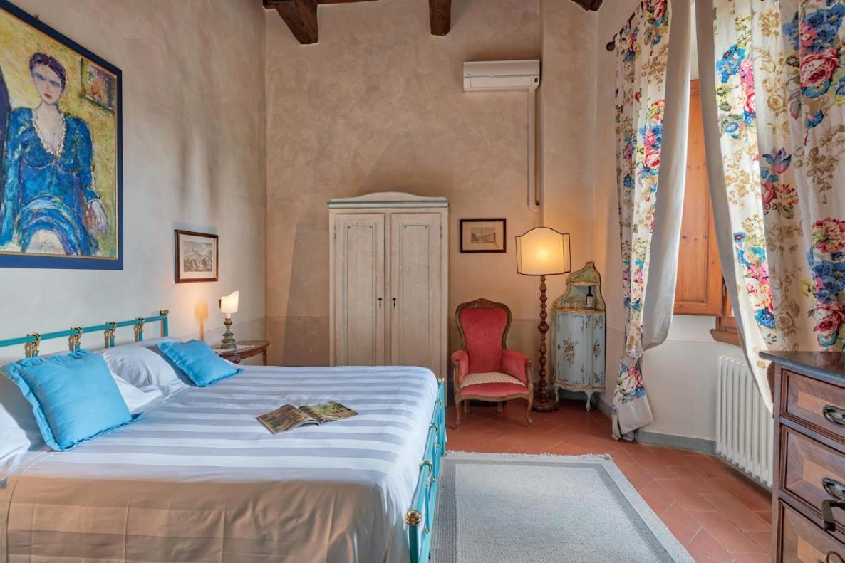 La Canonica Di Cortine Pensionat Barberino di Val dʼElsa Exteriör bild