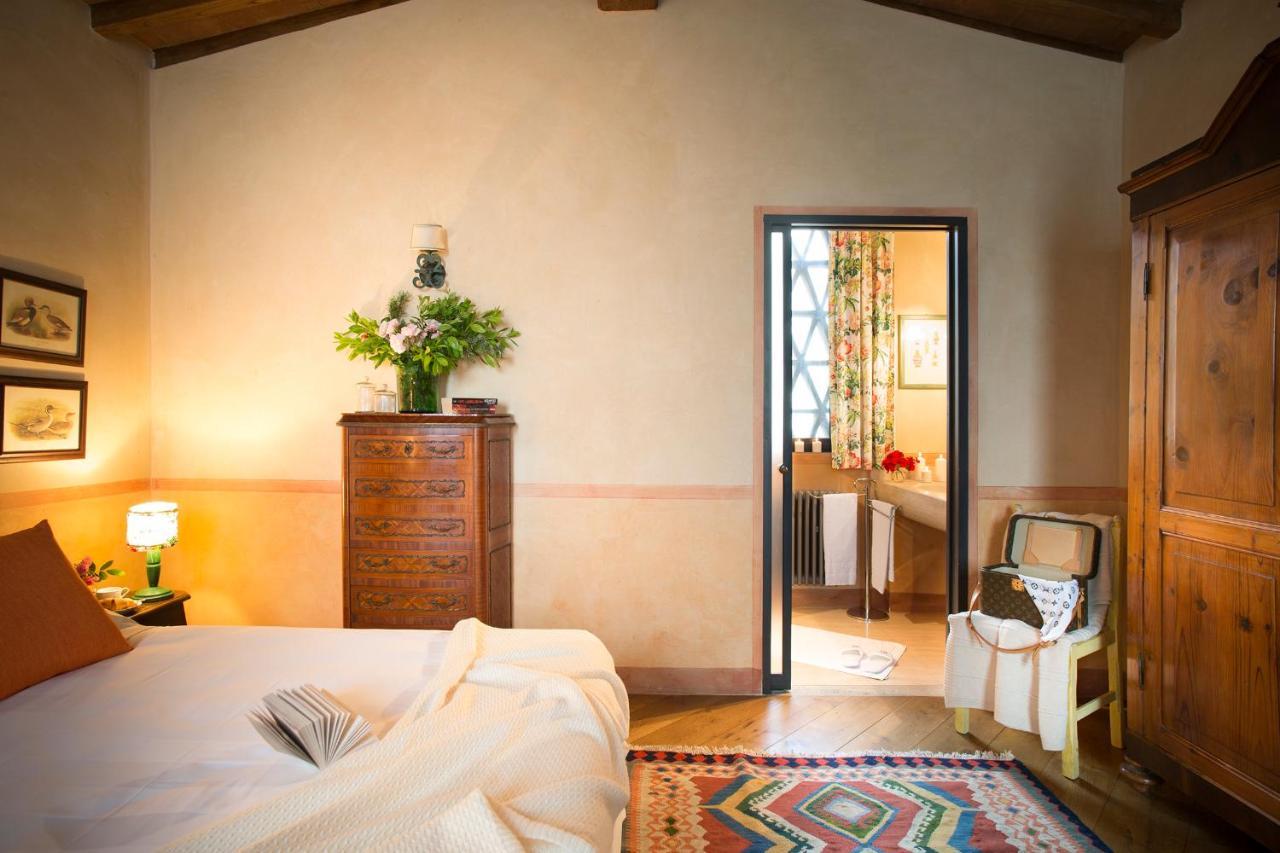 La Canonica Di Cortine Pensionat Barberino di Val dʼElsa Exteriör bild